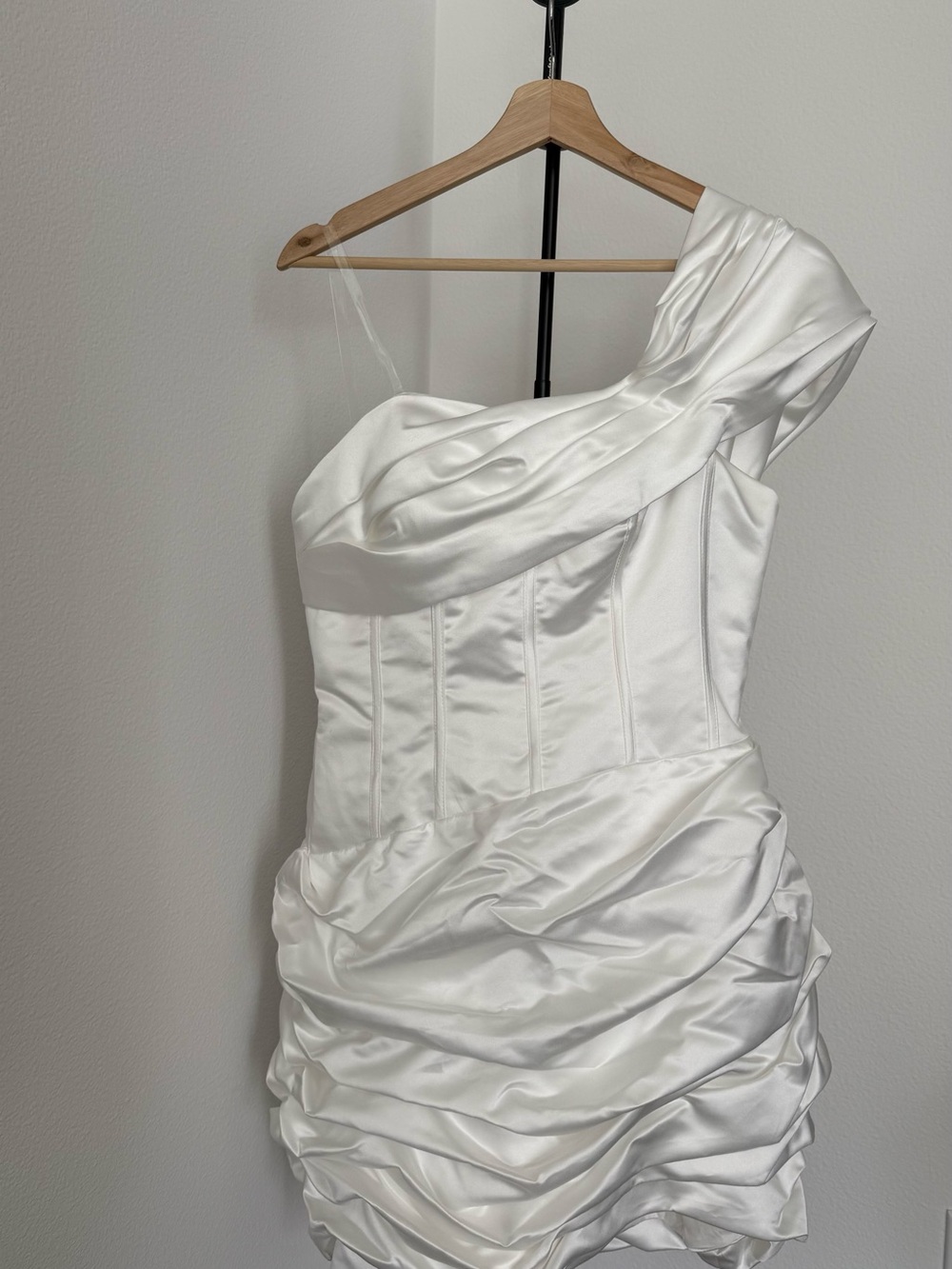 White One-Shoulder Satin Ruched Mini Dress